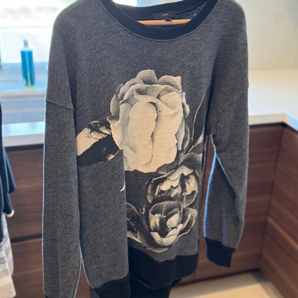 J Crew Women's graphic floral rose sweatshirt